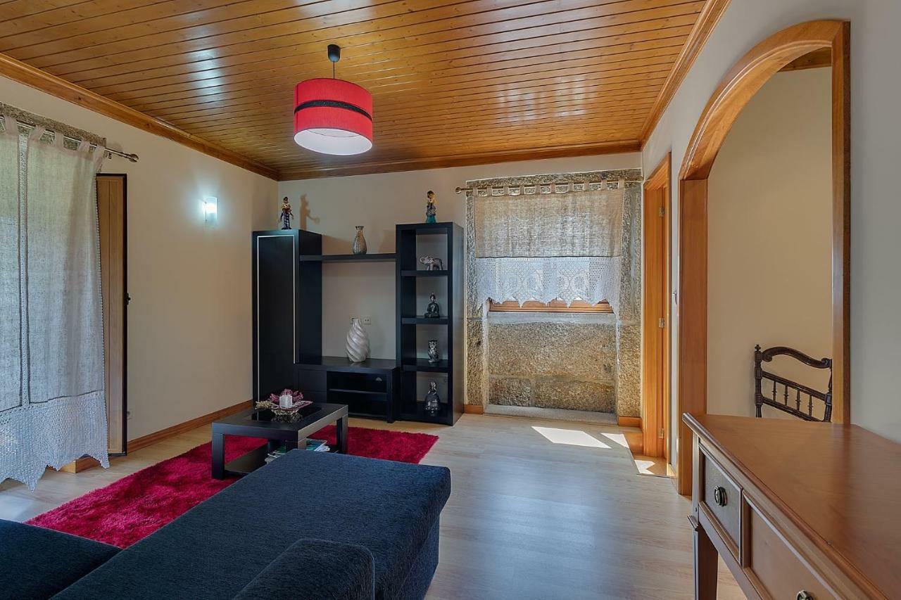 カステロ・デ・パイヴァ Casa Da Tia Palmiraゲストハウス エクステリア 写真