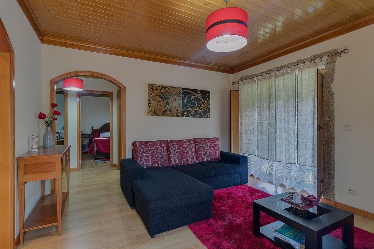 カステロ・デ・パイヴァ Casa Da Tia Palmiraゲストハウス エクステリア 写真