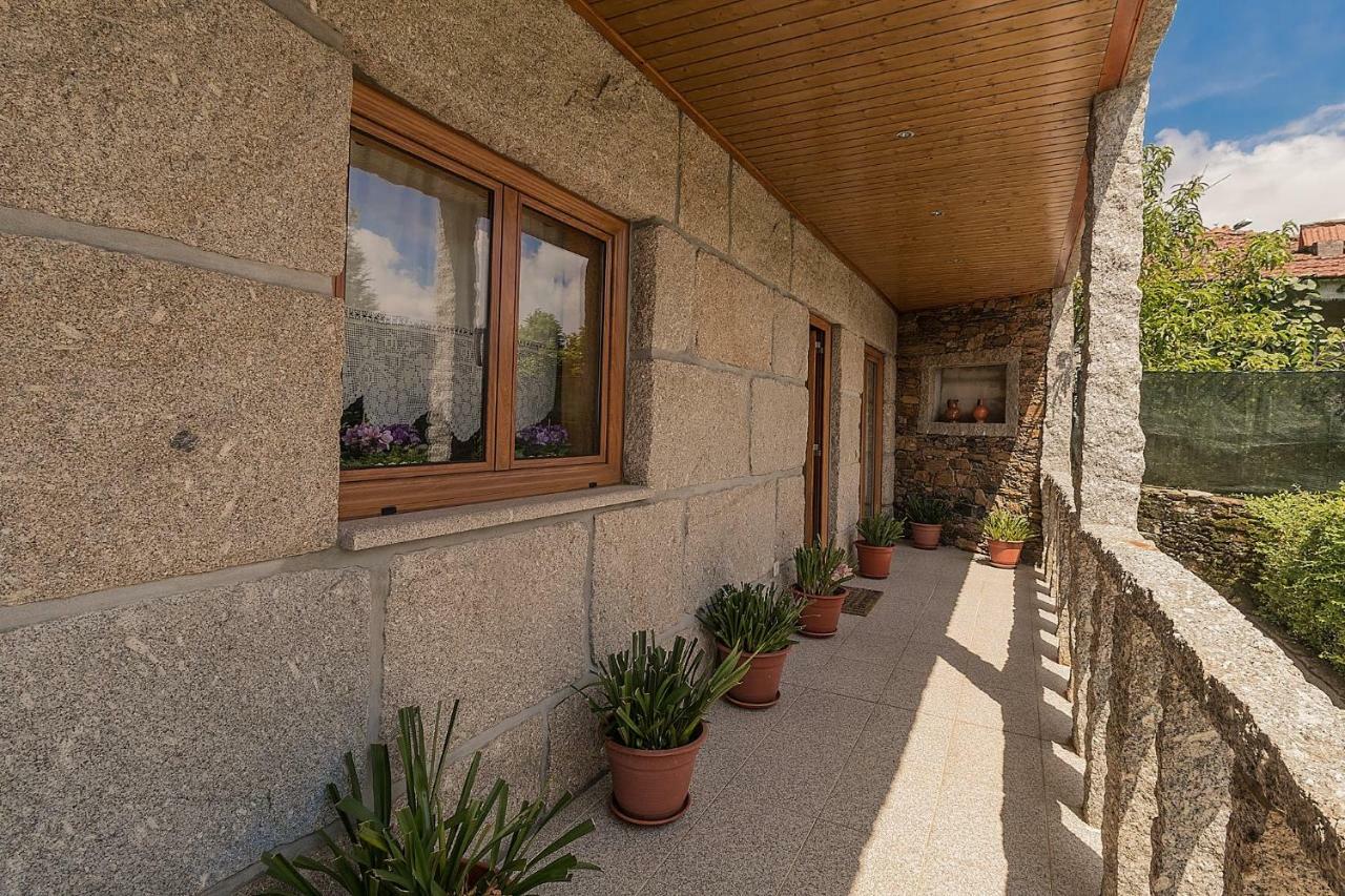カステロ・デ・パイヴァ Casa Da Tia Palmiraゲストハウス エクステリア 写真